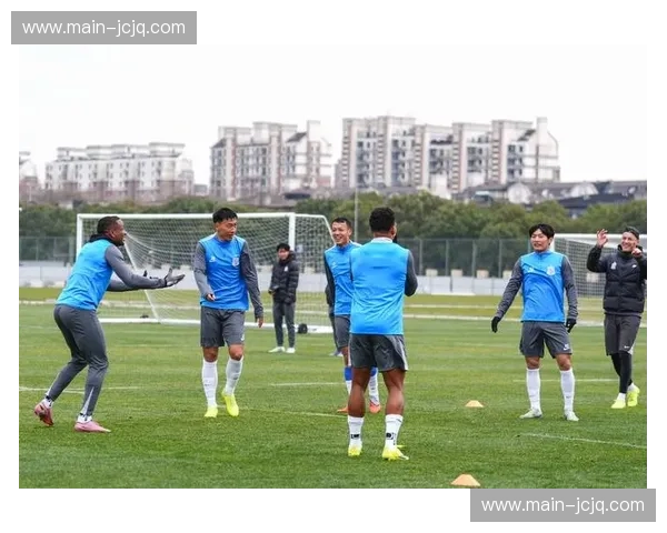 武里南联反击速度达18.8米每秒 快速转换战术克制中超